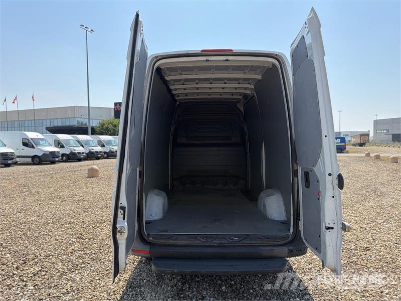 Mercedes-Benz Sprinter 314CDI Cargo Van Pakettiautot