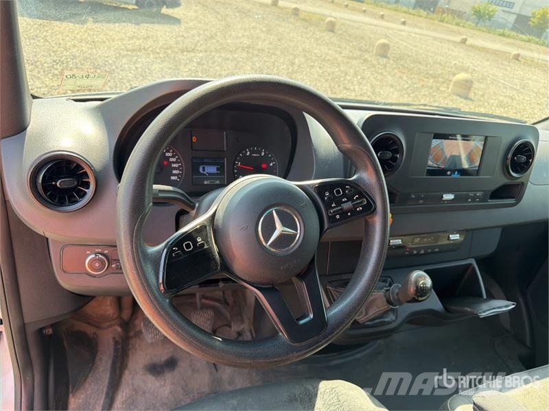 Mercedes-Benz Sprinter 311CDI Cargo Van Gesloten bedrijfswagens