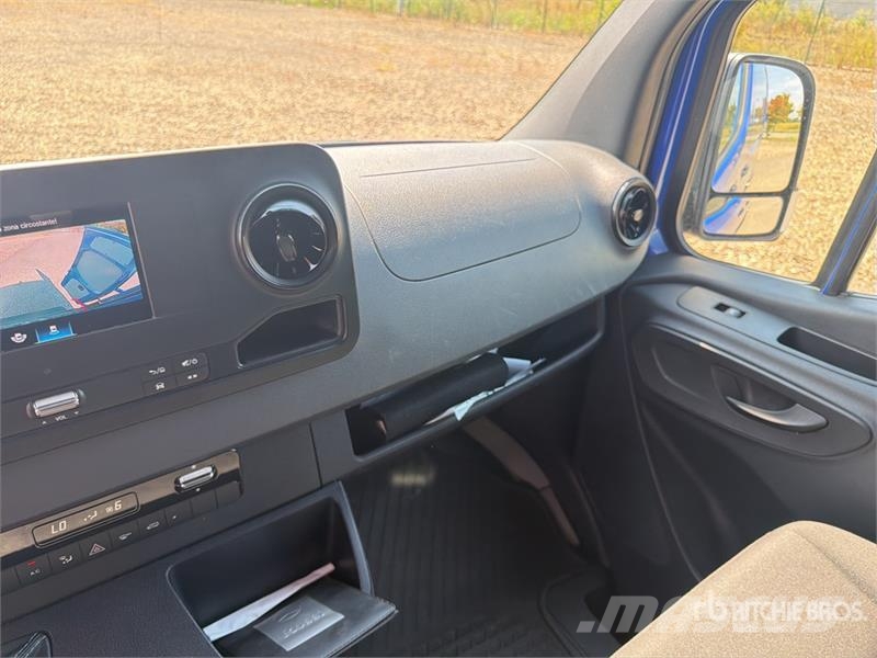 Mercedes-Benz Sprinter 311CDI Cargo Van Utilitaire