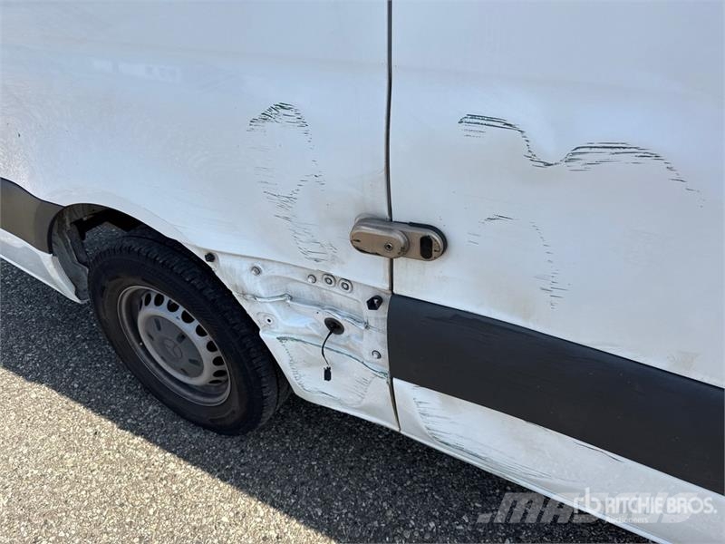 Mercedes-Benz Sprinter 314CDI Cargo Van Pakettiautot