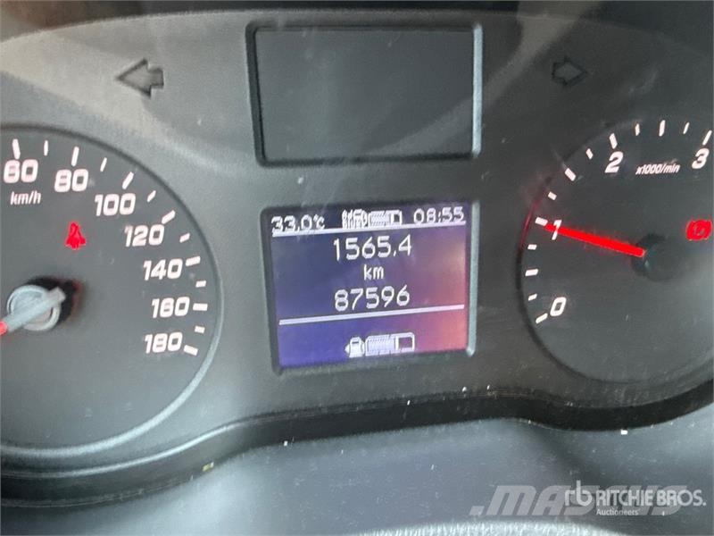 Mercedes-Benz Sprinter 211 CDi Cargo Van Lieferwagen