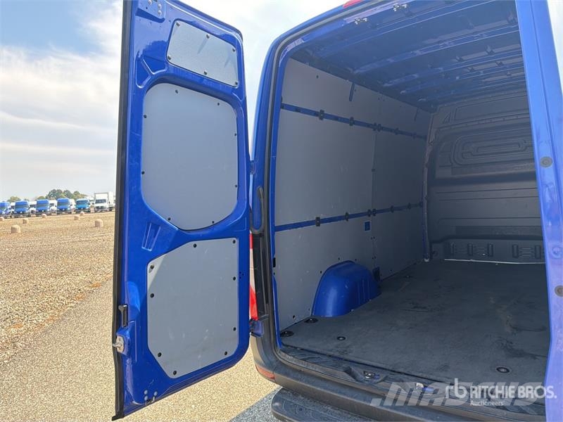 Mercedes-Benz Sprinter 311CDI Cargo Van Utilitaire