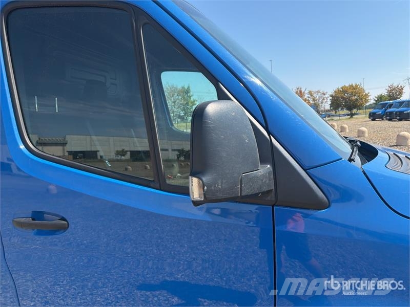 Mercedes-Benz Sprinter 211 CDi Cargo Van Lieferwagen