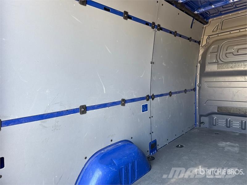 Mercedes-Benz Sprinter 311CDI Cargo Van Utilitaire