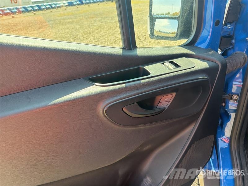 Mercedes-Benz Sprinter 211 CDi Cargo Van Lieferwagen