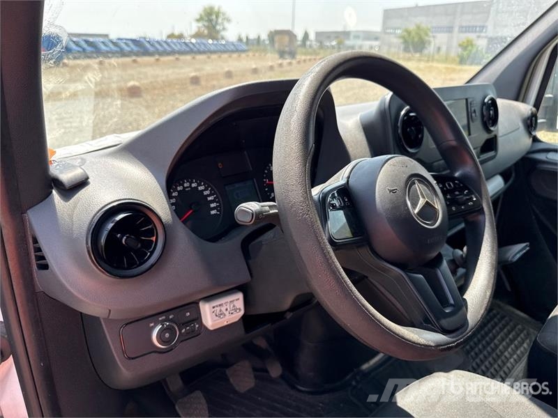 Mercedes-Benz Sprinter 311CDI Van Truck Kastenaufbau