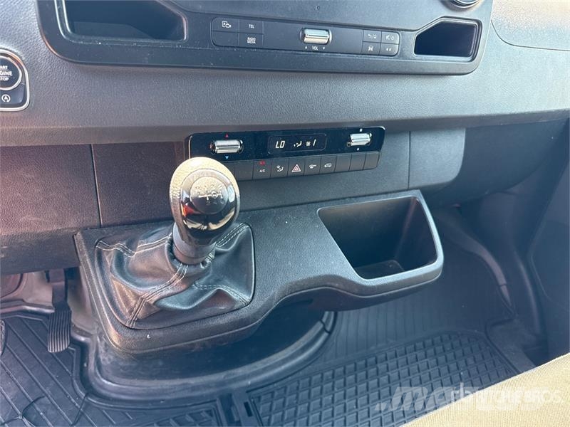 Mercedes-Benz Sprinter 211 CDi Cargo Van Utilitaire