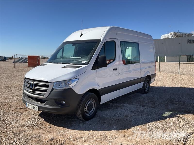 Mercedes-Benz SPRINTER Cargo Van Dostavna vozila / kombiji