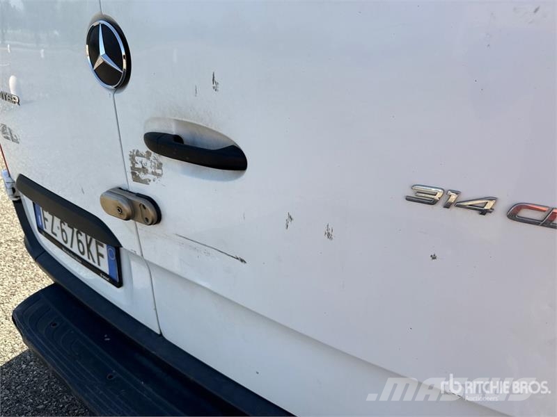 Mercedes-Benz Sprinter 314CDI Cargo Van Pakettiautot
