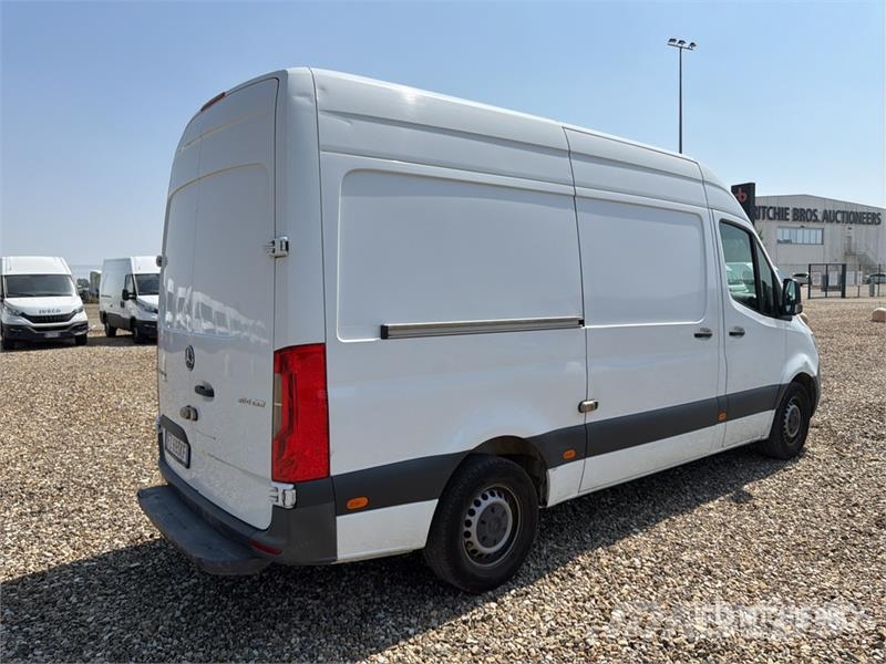Mercedes-Benz Sprinter 314CDI Cargo Van Pakettiautot