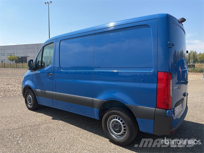 Mercedes-Benz Sprinter 211 CDi Cargo Van Lieferwagen
