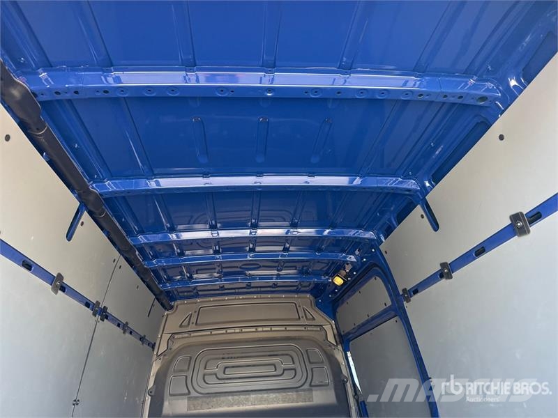 Mercedes-Benz Sprinter 311CDI Cargo Van Utilitaire