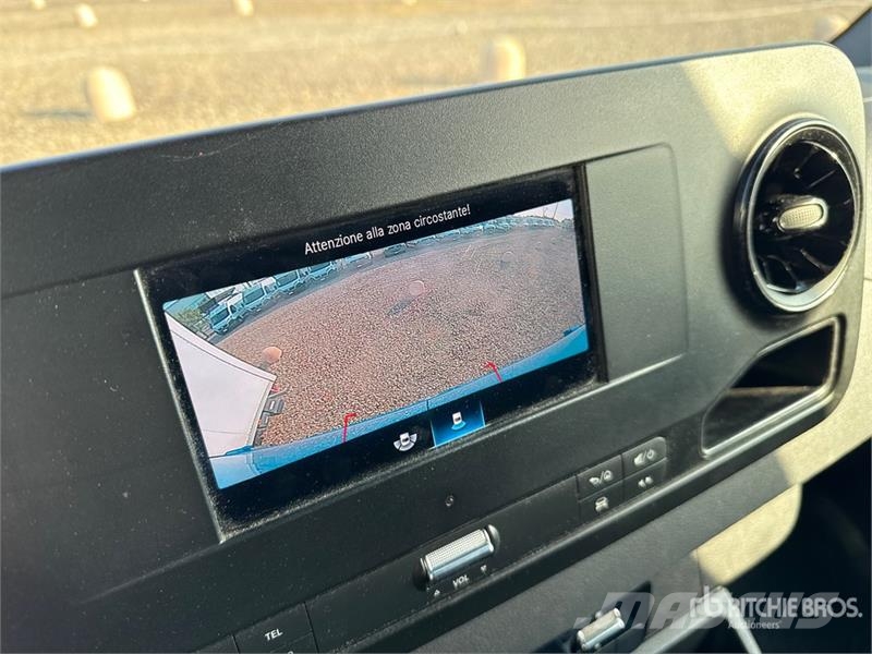 Mercedes-Benz Sprinter 211 CDi Cargo Van Utilitaire