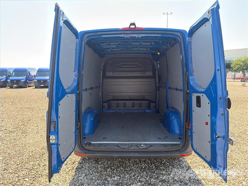 Mercedes-Benz Sprinter 211 CDi Cargo Van Utilitaire