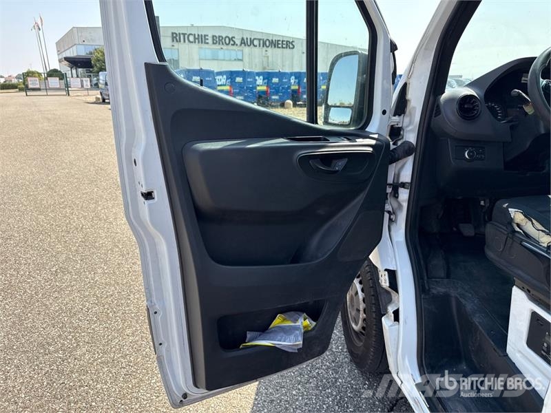 Mercedes-Benz Sprinter 311CDI Cargo Van Gesloten bedrijfswagens