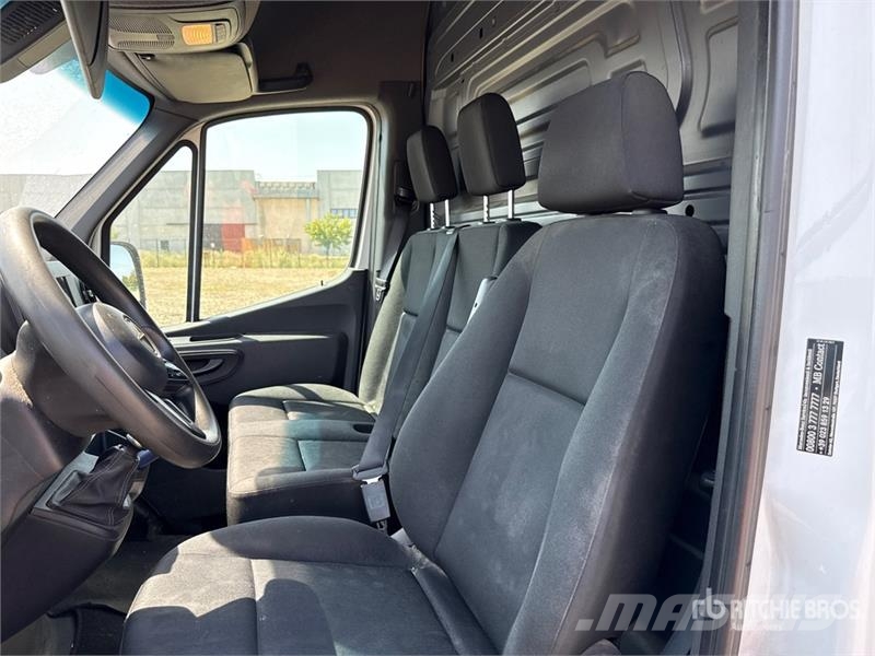 Mercedes-Benz Sprinter 314CDI Cargo Van Pakettiautot