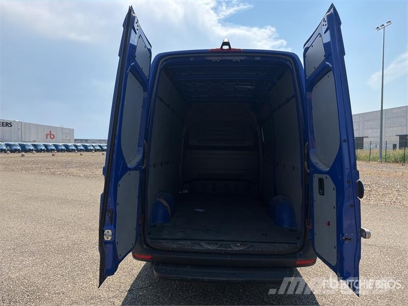 Mercedes-Benz Sprinter 311CDI Cargo Van Utilitaire