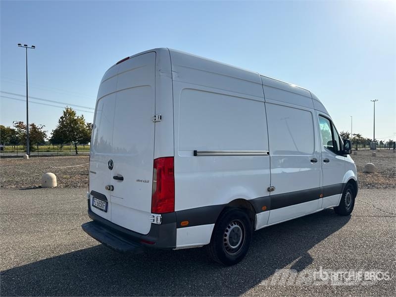 Mercedes-Benz Sprinter 314CDI Cargo Van Pakettiautot