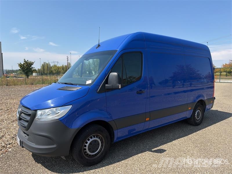 Mercedes-Benz Sprinter 311CDI Cargo Van Utilitaire