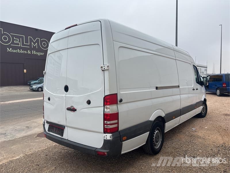 Mercedes-Benz Sprinter Furgões