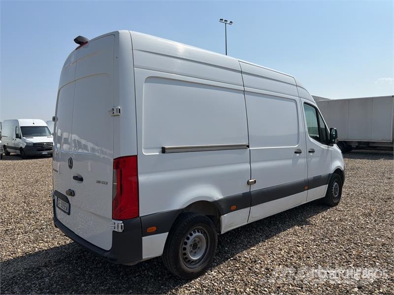 Mercedes-Benz Sprinter 311CDI Cargo Van Gesloten bedrijfswagens