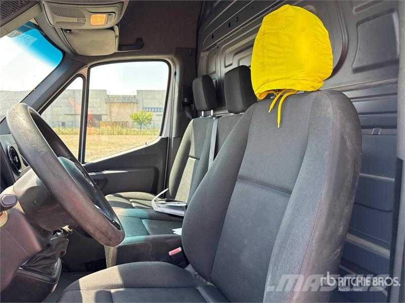 Mercedes-Benz Sprinter 311CDI Cargo Van Gesloten bedrijfswagens