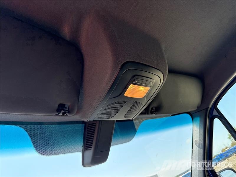 Mercedes-Benz Sprinter 211 CDi Cargo Van Utilitaire