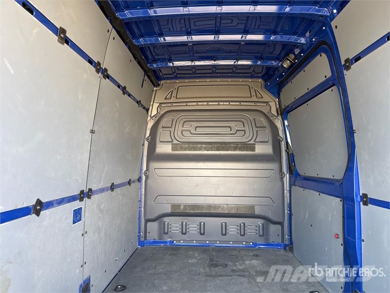 Mercedes-Benz Sprinter 311CDI Cargo Van Utilitaire
