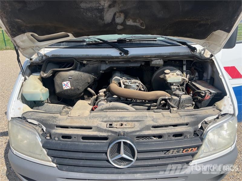 Mercedes-Benz Sprinter 413CDI Vehicule Utilitaire Cargo Van Furgone chiuso