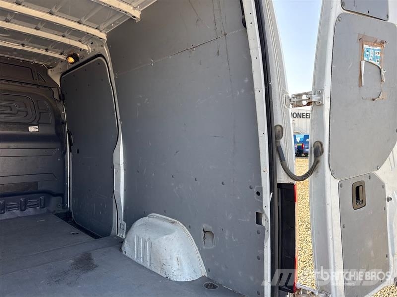 Mercedes-Benz Sprinter 314CDI Cargo Van Pakettiautot