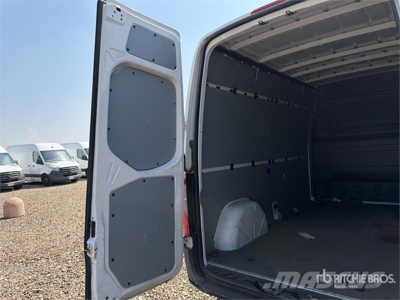 Mercedes-Benz Sprinter 311CDI Cargo Van Pakettiautot