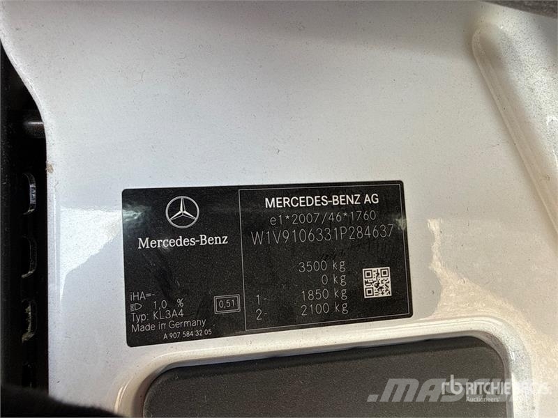 Mercedes-Benz Sprinter 311CDI Cargo Van Utilitaire