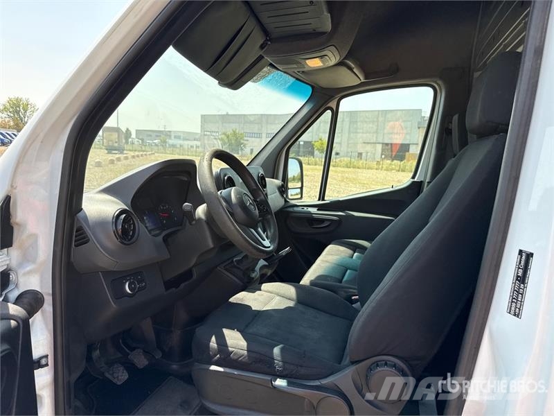 Mercedes-Benz Sprinter 311CDI Cargo Van Gesloten bedrijfswagens