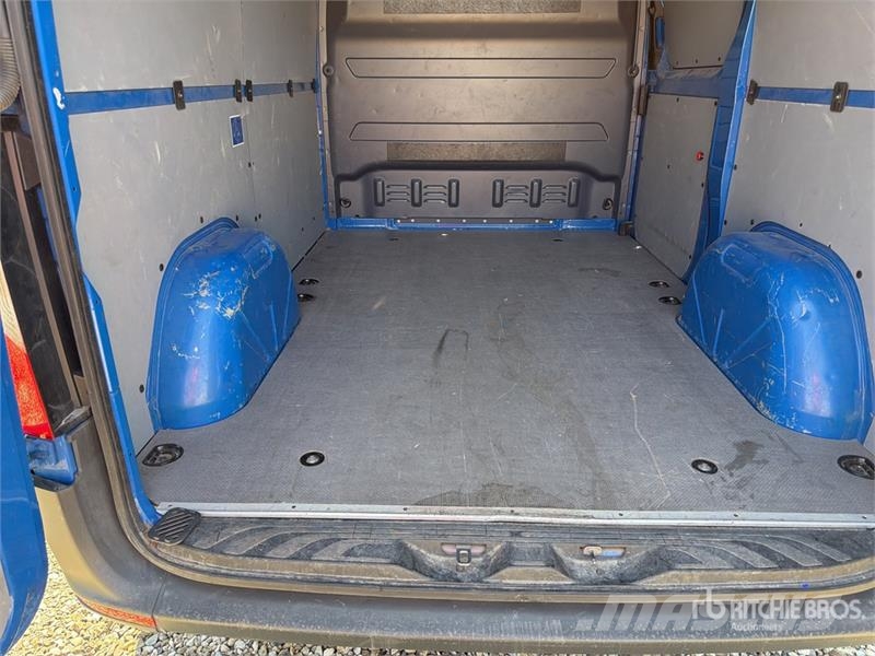 Mercedes-Benz Sprinter 211 CDi Cargo Van Utilitaire