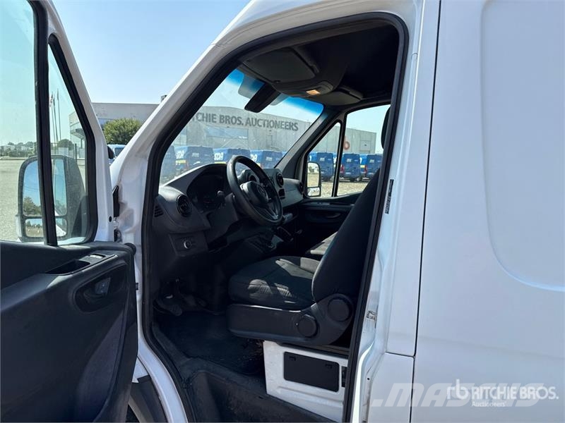 Mercedes-Benz Sprinter 314CDI Cargo Van 廂式貨物運輸車