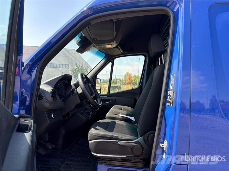 Mercedes-Benz Sprinter 311CDI Cargo Van Utilitaire
