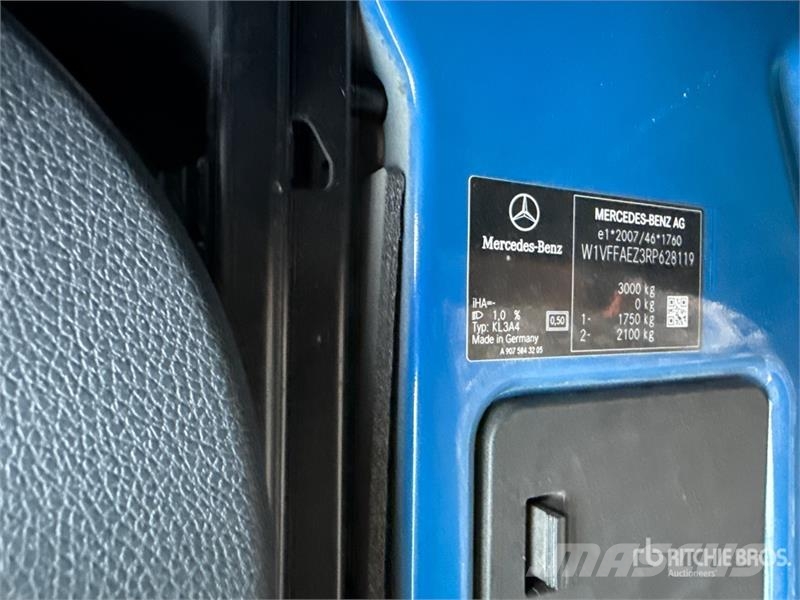 Mercedes-Benz Sprinter 211 CDi Cargo Van Utilitaire