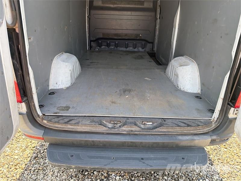 Mercedes-Benz Sprinter 314CDI Cargo Van Pakettiautot