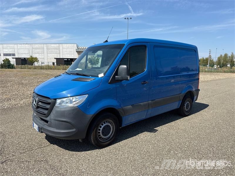 Mercedes-Benz Sprinter 211 CDi Cargo Van Utilitaire