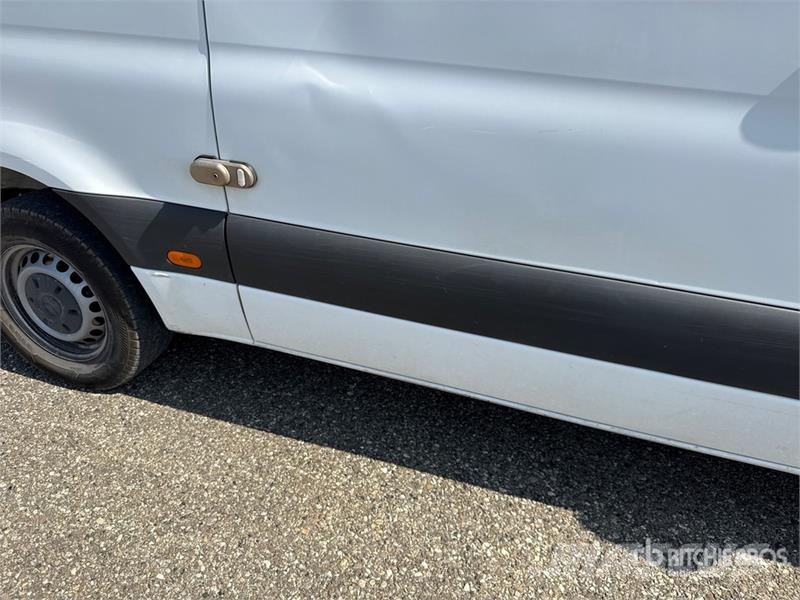 Mercedes-Benz Sprinter 314CDI Cargo Van Pakettiautot