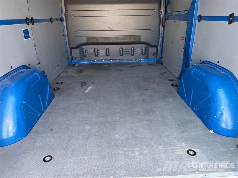 Mercedes-Benz Sprinter 211 CDi Cargo Van Pakettiautot