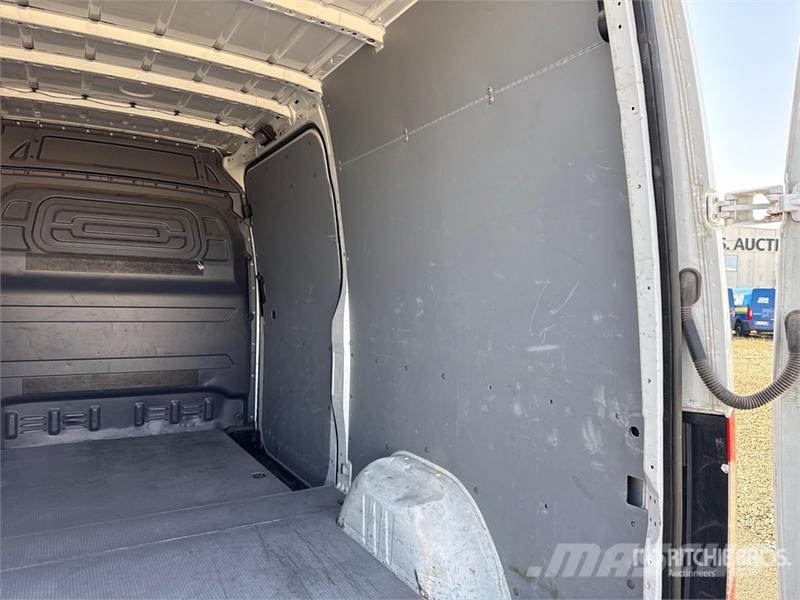 Mercedes-Benz Sprinter 314CDI Cargo Van Pakettiautot