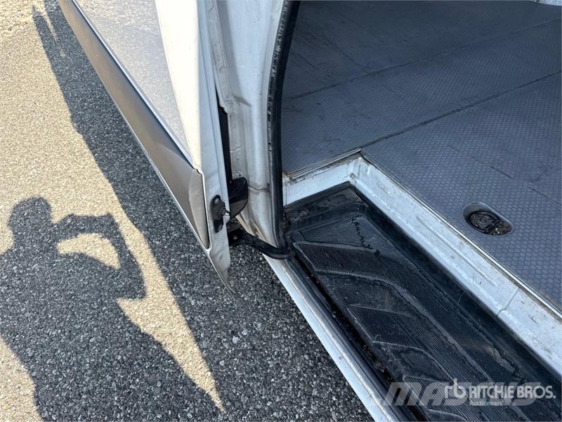 Mercedes-Benz Sprinter 314CDI Cargo Van Pakettiautot