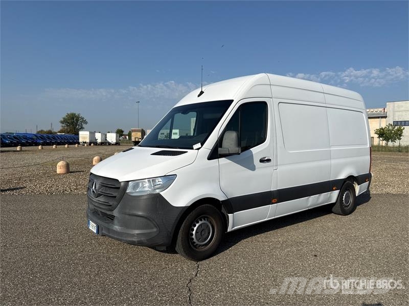 Mercedes-Benz Sprinter 314CDI Cargo Van Pakettiautot
