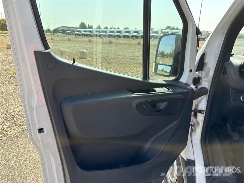 Mercedes-Benz Sprinter 314CDI Cargo Van Pakettiautot