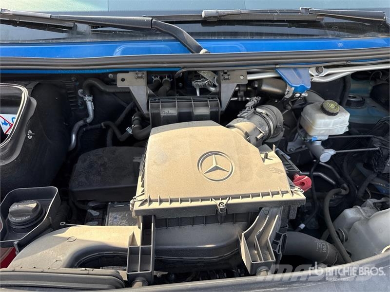 Mercedes-Benz Sprinter 211 CDi Cargo Van Utilitaire