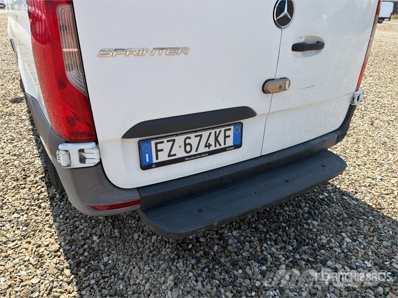 Mercedes-Benz Sprinter 314CDI Cargo Van Pakettiautot