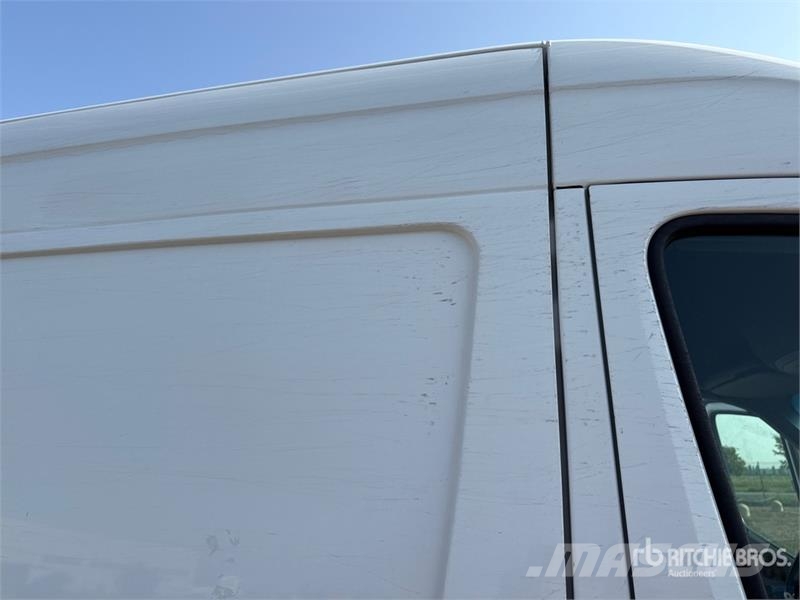 Mercedes-Benz Sprinter 311CDI Cargo Van Utilitaire