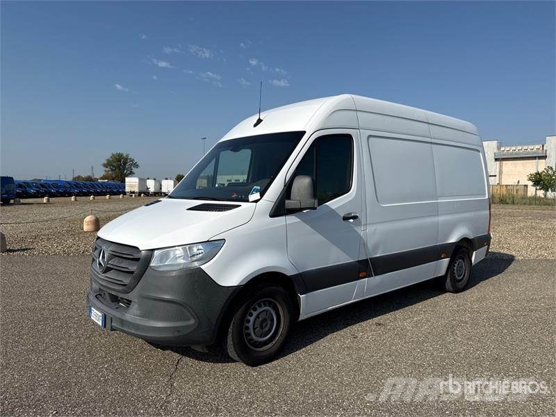 Mercedes-Benz Sprinter 314CDI Cargo Van Pakettiautot