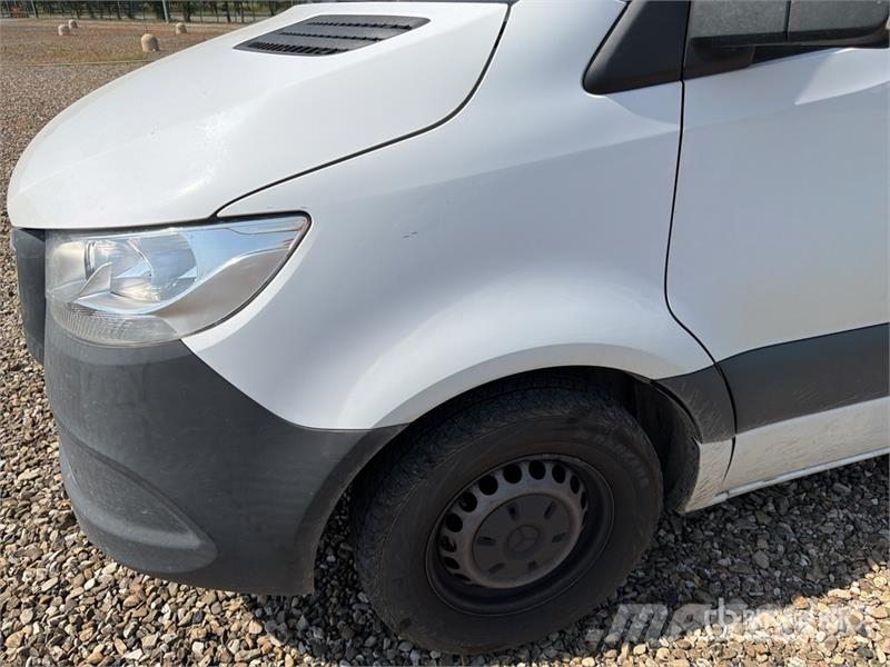 Mercedes-Benz Sprinter 314CDI Cargo Van Pakettiautot